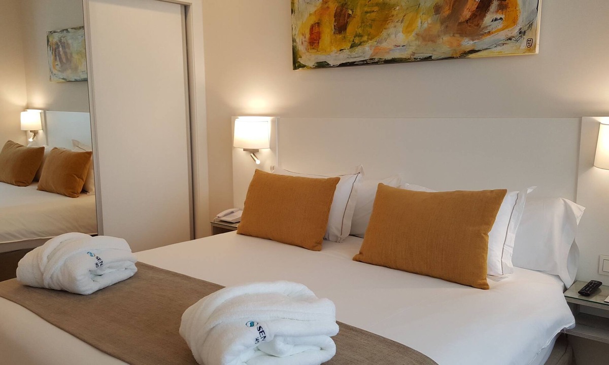 Alameda de Osuna Hotel | Senator Barajas Hotel