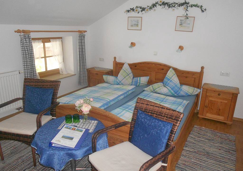 Frasdorf Other | Shared room ∙ 3 guests