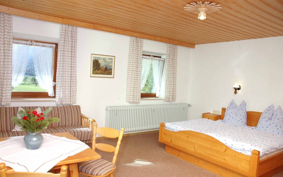 Ruhpolding Other | Shared room ∙ 3 guests