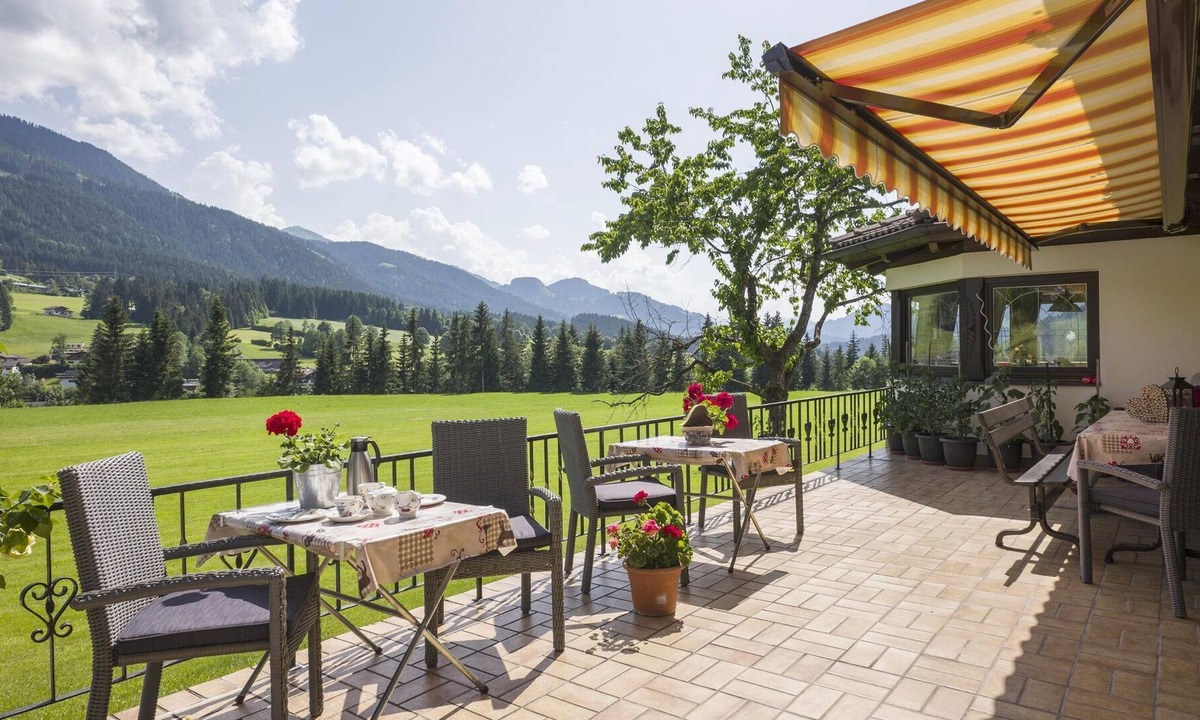 Scheffau am Wilden Kaiser Apartment | Single room "Pölven" with fl. Water - Guesthouse Pöll Maria