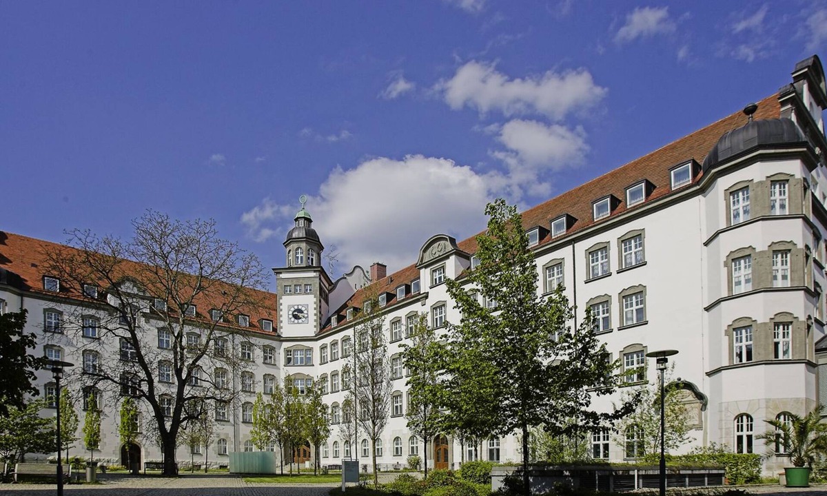 Dillingen an der Donau Hotel | SleepySleepy Hotel Dillingen