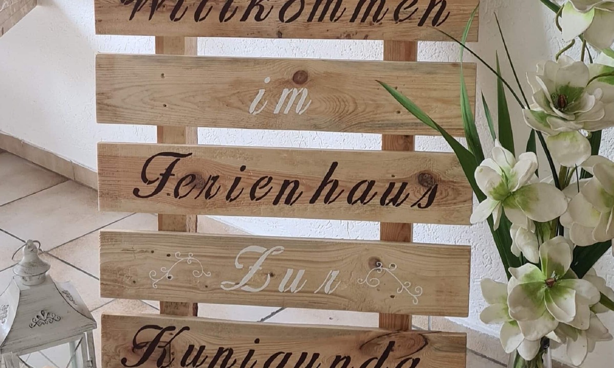 Wilhelmsthal Apartment | Spacious holiday home (100 sqm) for up to 5 people with a covered terrace
