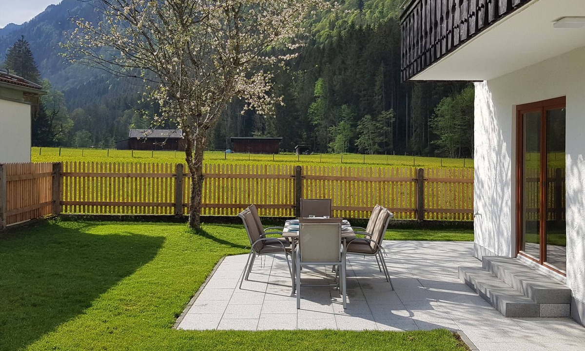 Ettal Apartment | Spatious and Modern Vacation Rental - Newly remodeled in 2020