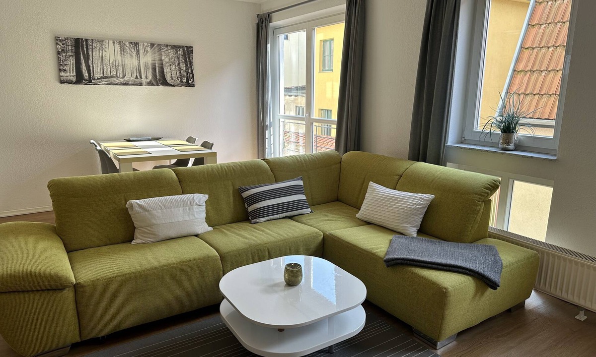 Ostliche Altstadt Condo | Stadtmitte: Beste Altstadtlage Nahe Stadthafen