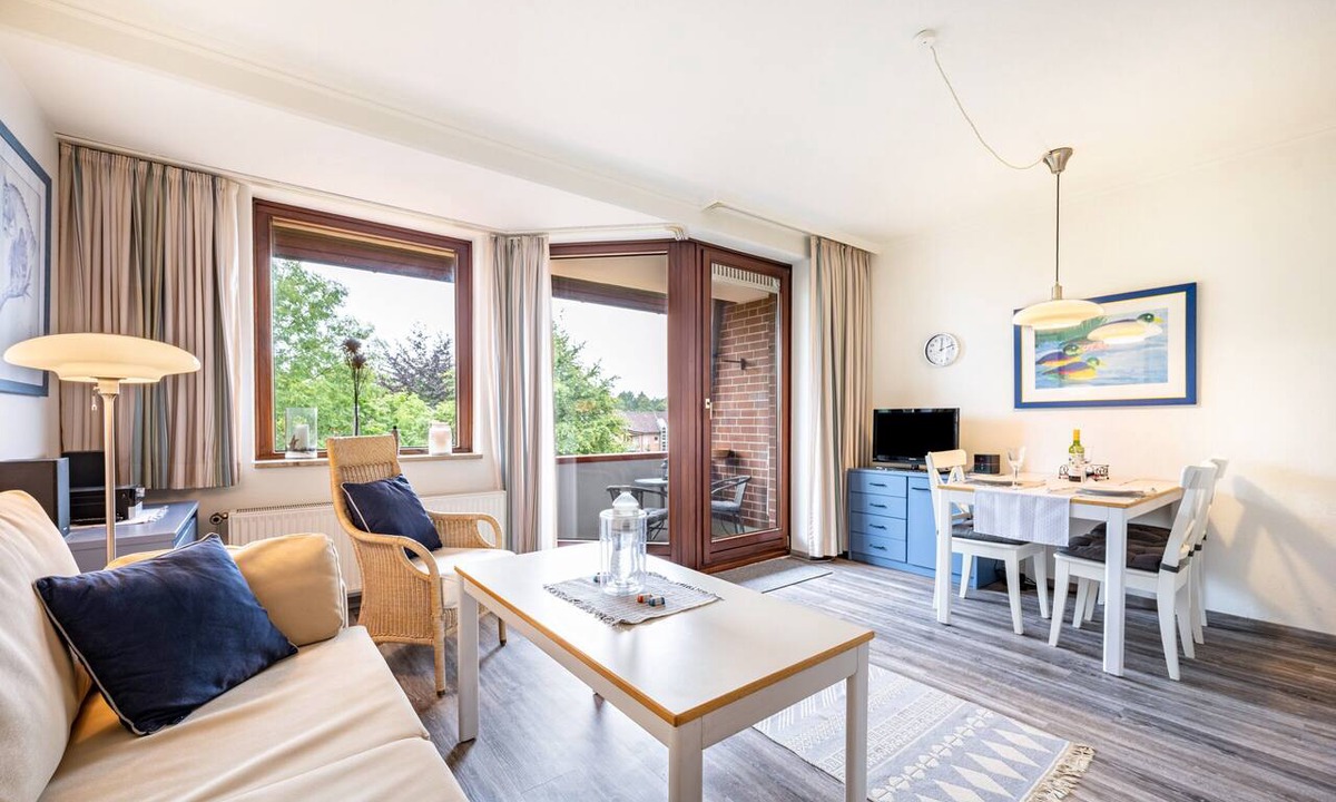 Ronnau Apartment | Studio Apartment “Bublitz” with Wi-Fi, Balcony, Sauna & Pool