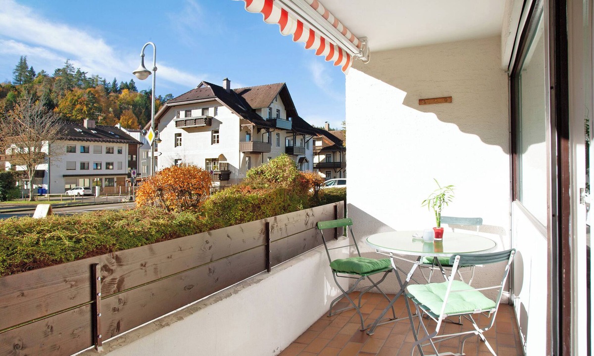 Fuessen Apartment | Studio Apartment "Paulas" with Balcony & Wi-Fi