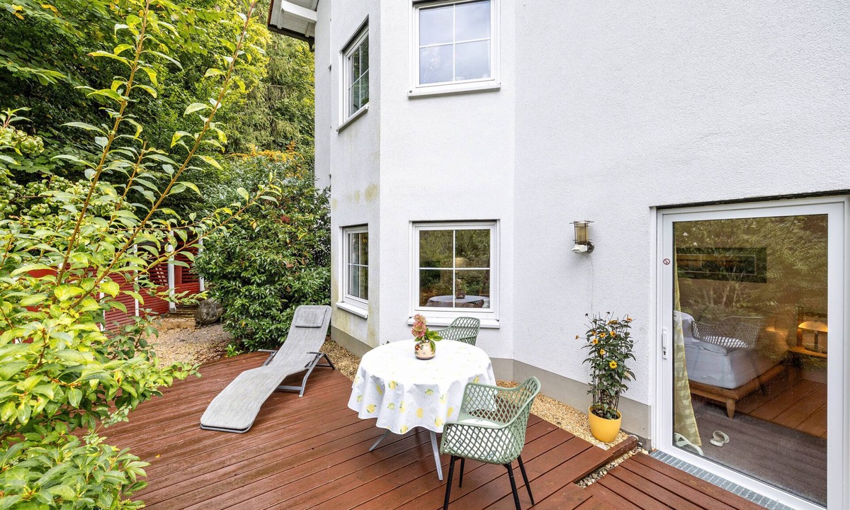 Starnberg Apartment | Studio 'Remke' with Private Terrace and Wi-Fi