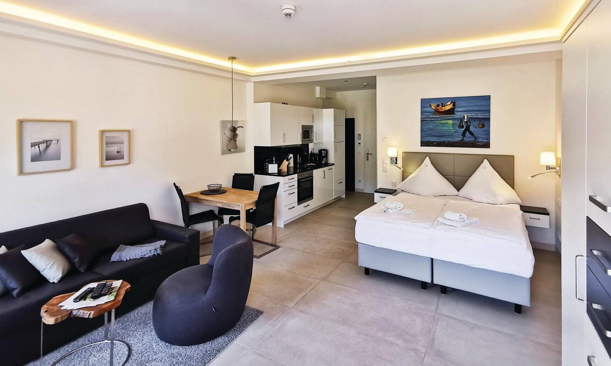Prora Apartment | Stunning apartment in Binz with outdoor swimming pool