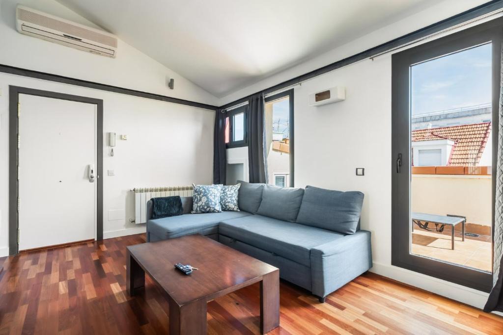 Malasana Apartment | Stunning penthouse in Malasaña - Valverde