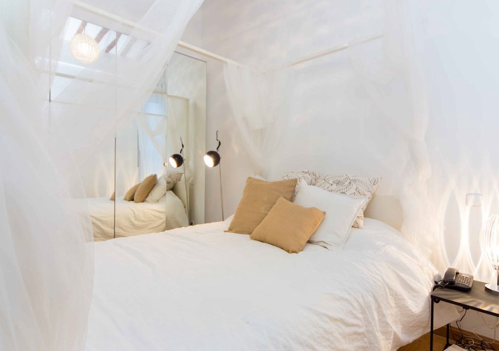Barrio de las Letras Apartment | Style & comfort in Huertas AA quiet