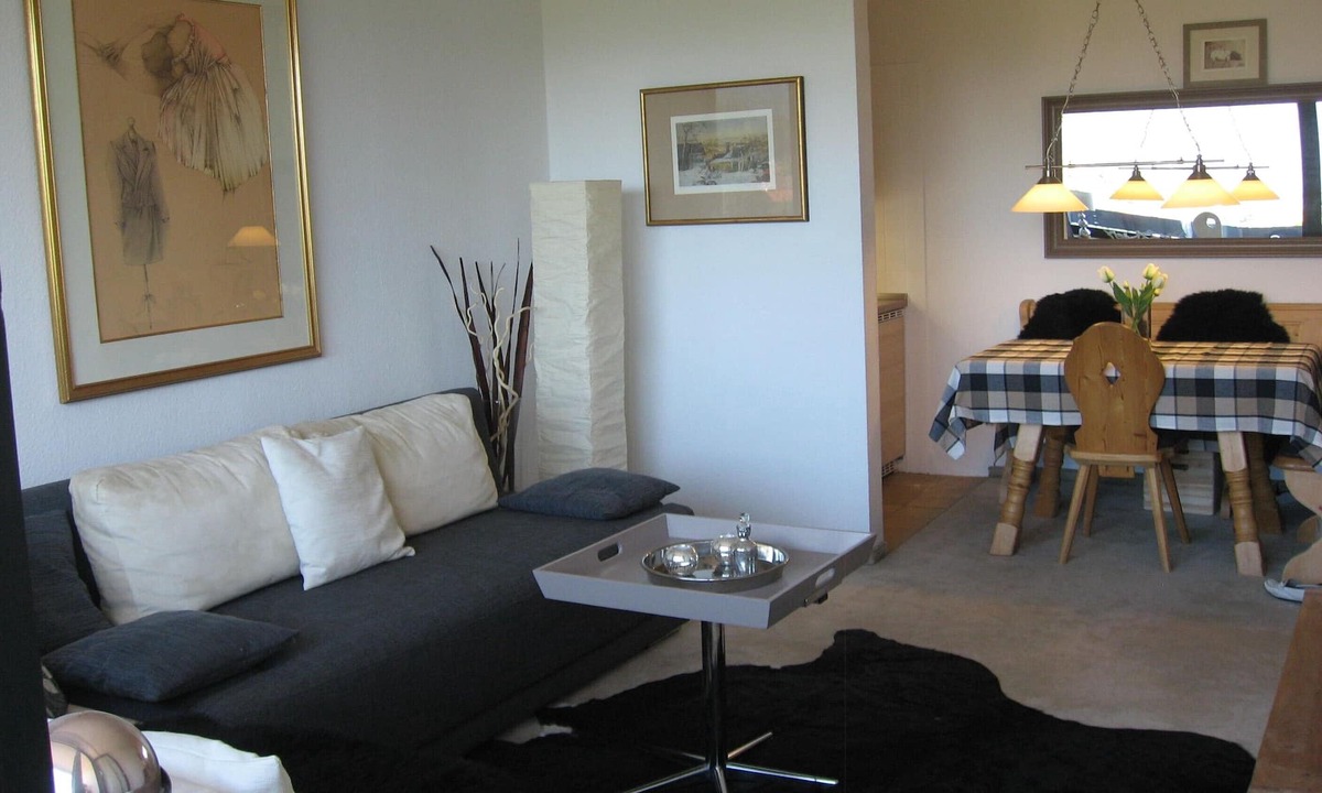 Garmisch-Partenkirchen Apartment | Sunny, fantastic panoramic view, indoor swimming pool, sauna, tennis .