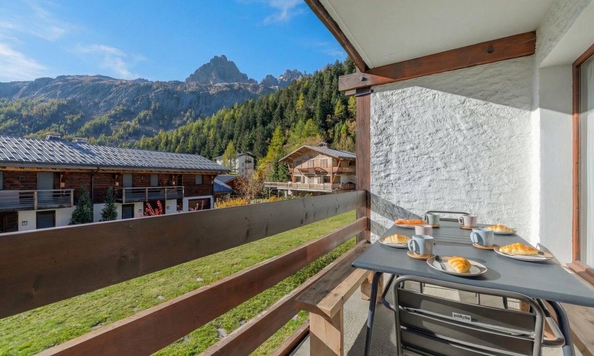 Montroc Apartment | Sunny Nest - View Of MB Montroc, Le Tour (Argentière), France