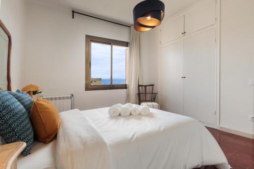 Canet de Mar Apartment | SunStay Canet Sea View Penthouse 1 Min to Beach