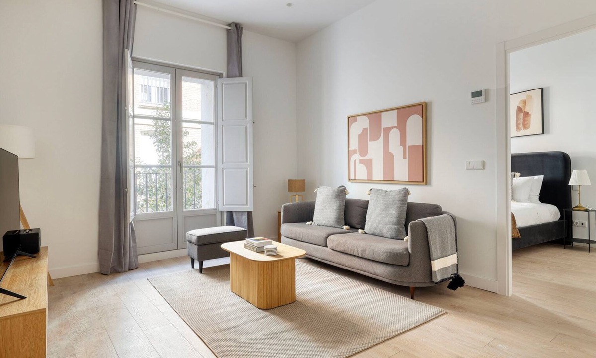 Malasana Apartment | Superb Malasaña 1BR w/Elevator, nr Food Court, by Blueground