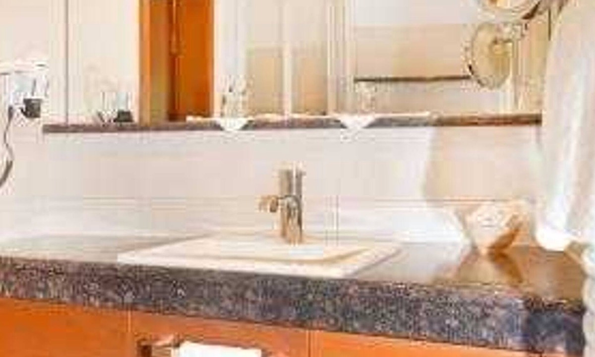 Brochterbeck House | Superior Double Room for Single Use - Hotel Teutoburg Forest GmbH