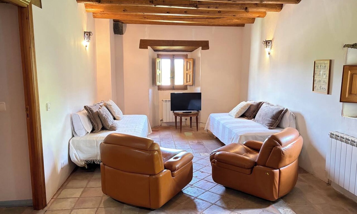Coscojuela de Sobrarbe House | The Abbey of Coscojuela de Sobrarbe