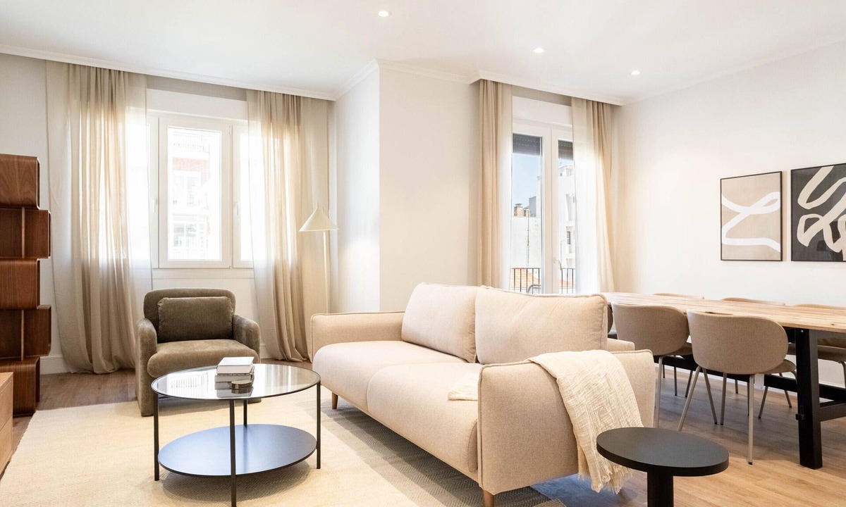 Salamanca Apartment | The Alcala Design II apartment in Madrid