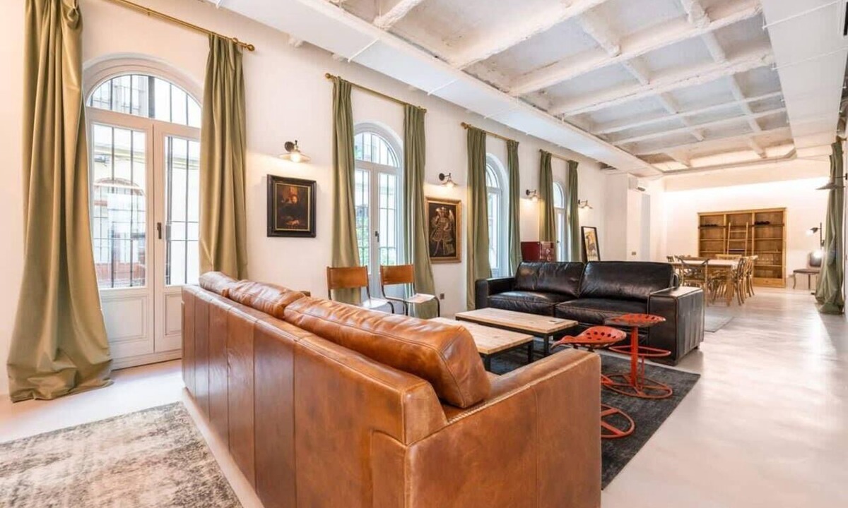 Chueca Apartment | The Deauville | Majestic 1 bedroom in Chueca