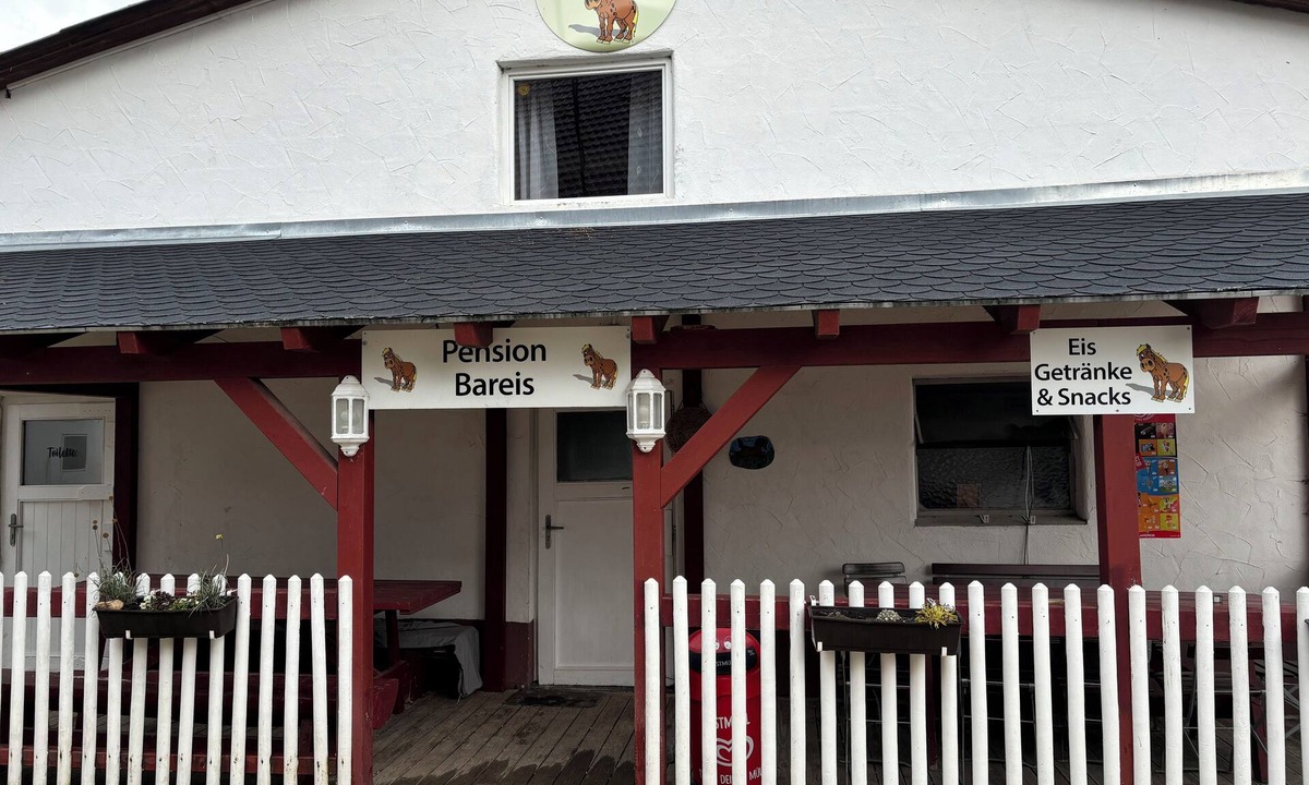 Ochsenhausen House | The Pony Bareis is located away from the hustle and bustle in the woods