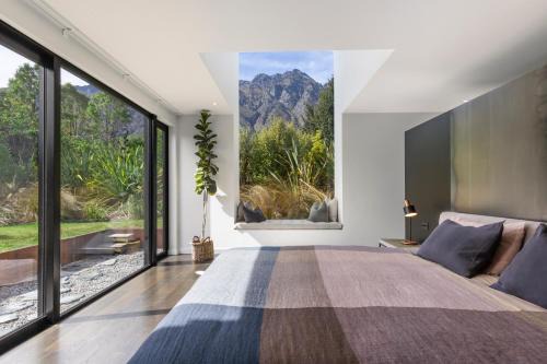 Jacks Point Villa | The View House on Glenfiddich
