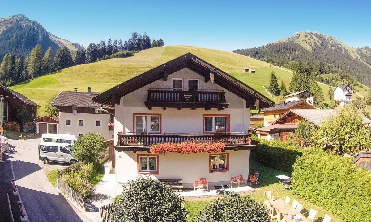 Holzgau House | This vacation home is perfectly suitable for small groups or families.
