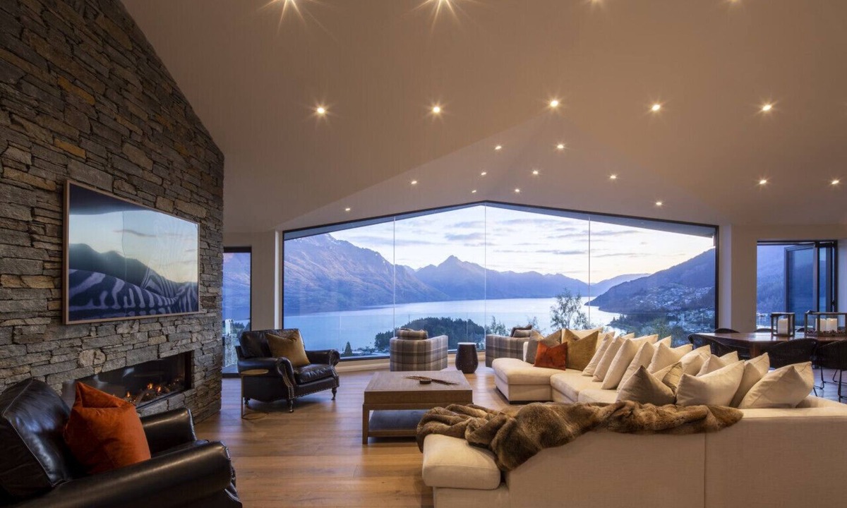 Queenstown House | Ti Tihi - Overlooking Queenstown and Lake Wakatipu