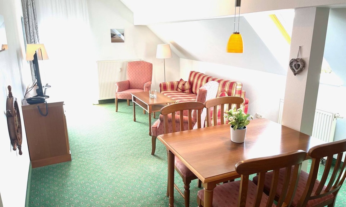 Seebad Bansin Apartment | Top-floor apartment in a prime beach location with a view of the beautiful Schloonsee lake