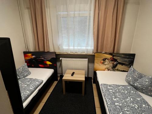 Fuerth Hostel | Top of Hostel &Serviced Aparts SEBO Pension