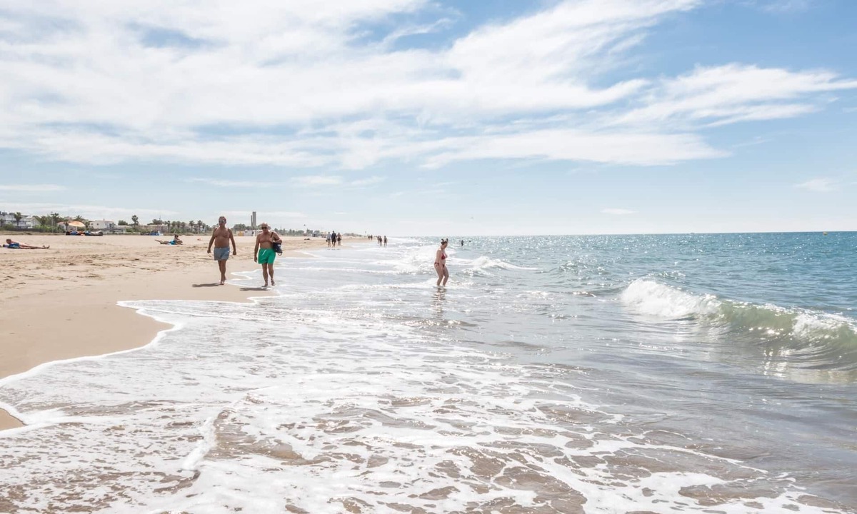 Castelldefels Apartment | Two-floor apartment for 4 persons.