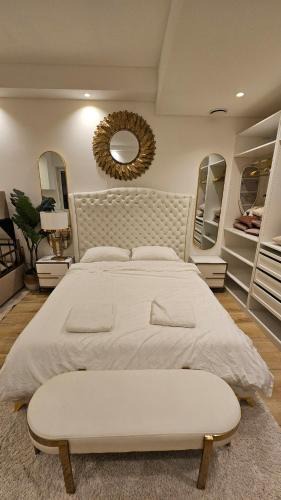Obersendling Apartment | UG Neubau City Wohnung - Pool, Gym, Sauna, zweites Bad extra buchbar