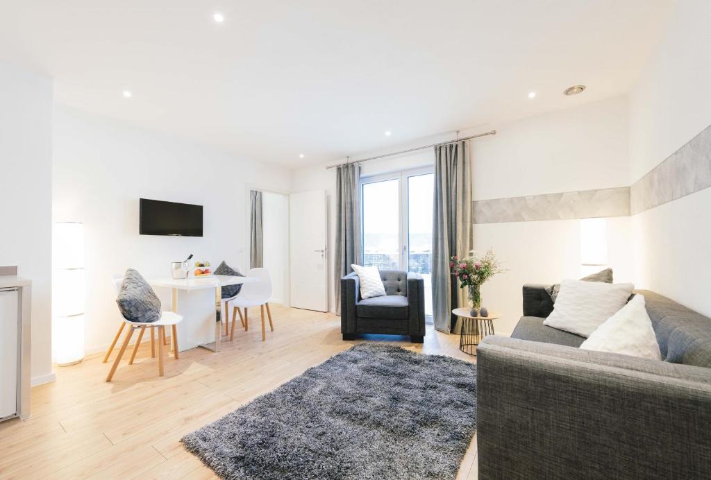 Furstenfeldbruck District Apartment | Unique Inn