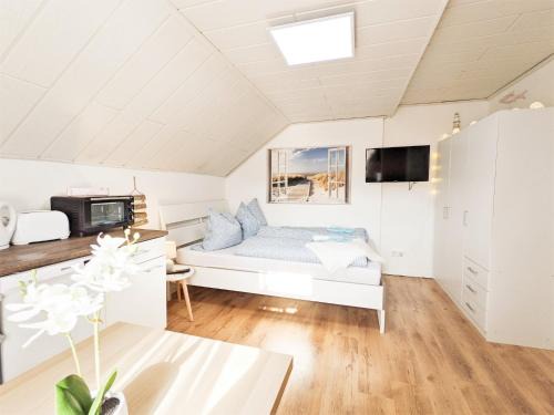 Sebnitz Apartment | Urlaubsmagie - Ferienwohnung Talruhe - Garten mit Terrasse & Saisonaler Pool - H5