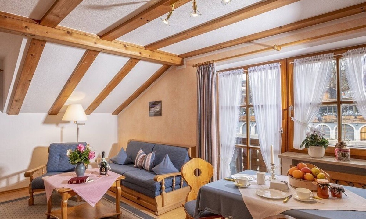 Berchtesgaden Apartment | Vacation apartment 65 sqm for 1-2 persons, with 2 balconies