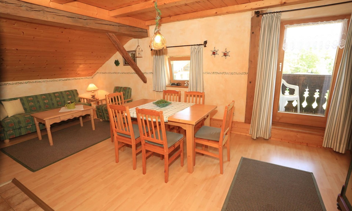 Siegsdorf Apartment | Vacation apartment 4, 65 sqm, 2 bedrooms, balcony