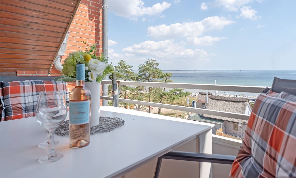 Scharbeutz Apartment | Vacation apartment/apartment for 2 guests with 44m² in Scharbeutz (294111)