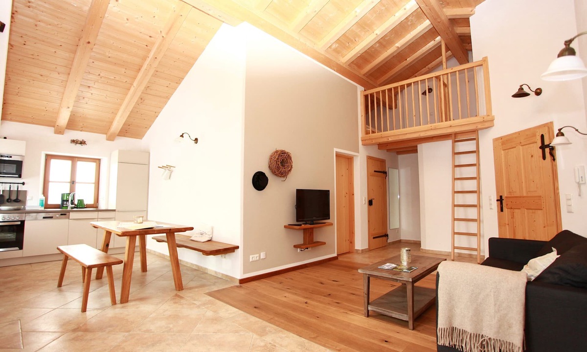 Schechen Apartment | Vacation apartment Amelie, 70 sqm, balcony, 2 bedrooms