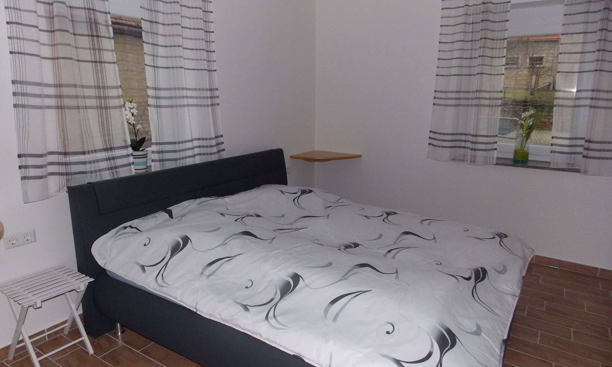 Rottingen Apartment | Vacation apartment (approx. 45sqm) with modern fitted kitchen