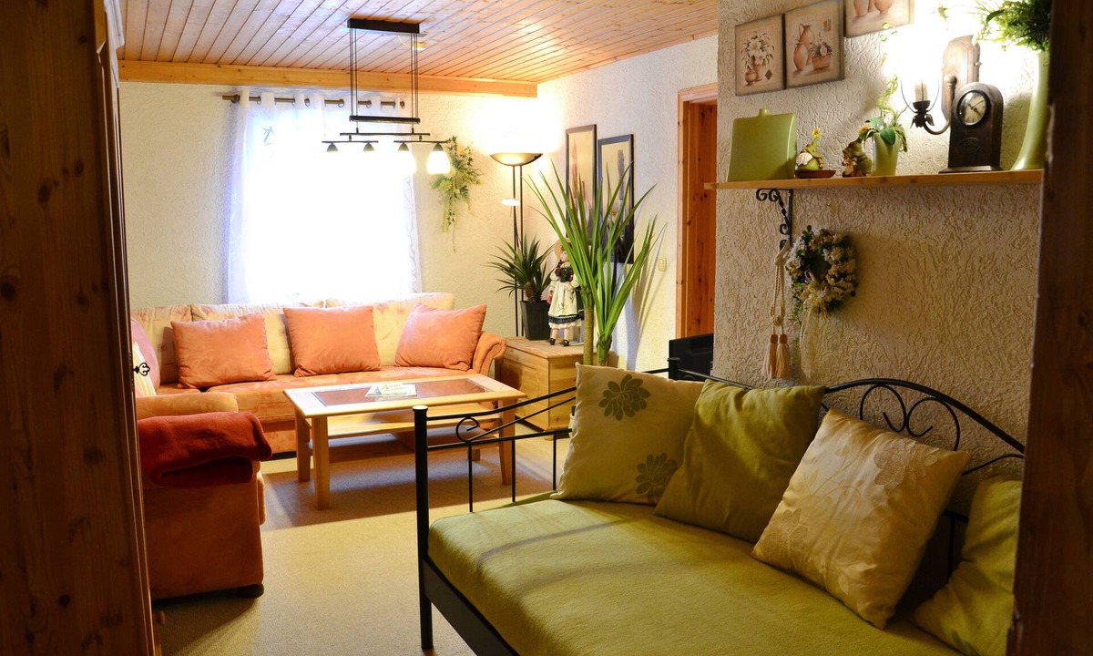 Langenwolmsdorf Apartment | Vacation apartment/apartment for 6 guests with 90m² in Stolpen (295071)