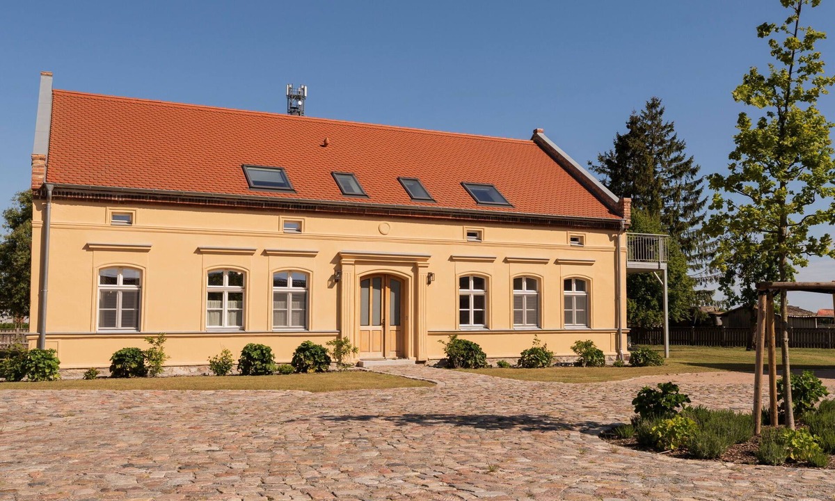 Liepe Apartment | Vacation apartment/apartment for 6 guests with 140m² in Liepe (307227)