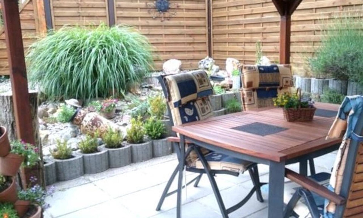 Sieversdorf Apartment | Vacation apartment Blume, Germany
