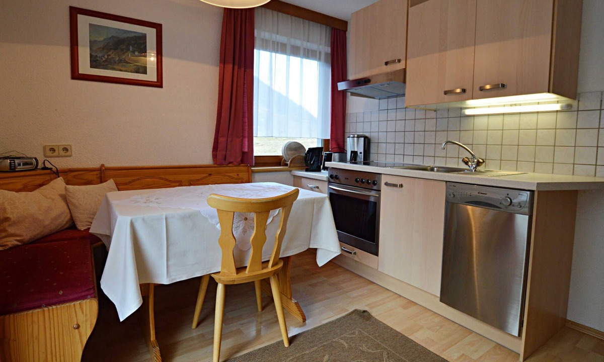 Sautens Apartment | Vacation apartment cat. 3 1 - Aktiv-Ferienwohnungen Pienz-Bobnar