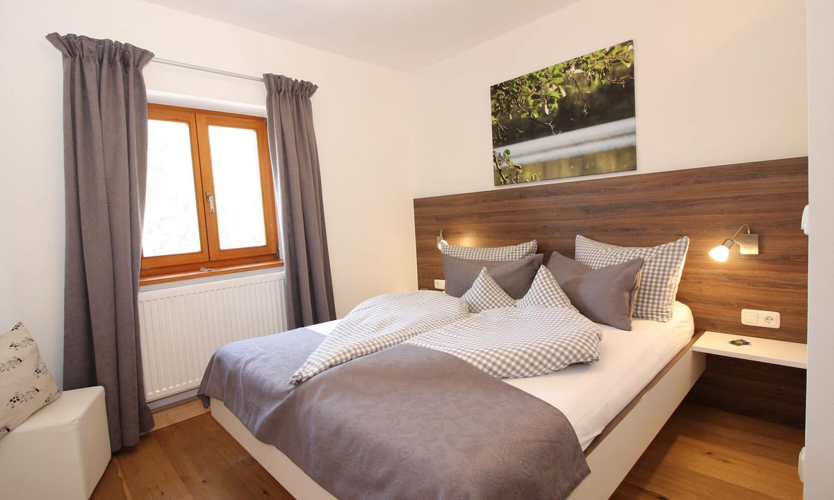 Grabenstatt Apartment | Vacation apartment Tüttensee for 1 - 2 persons, with balcony