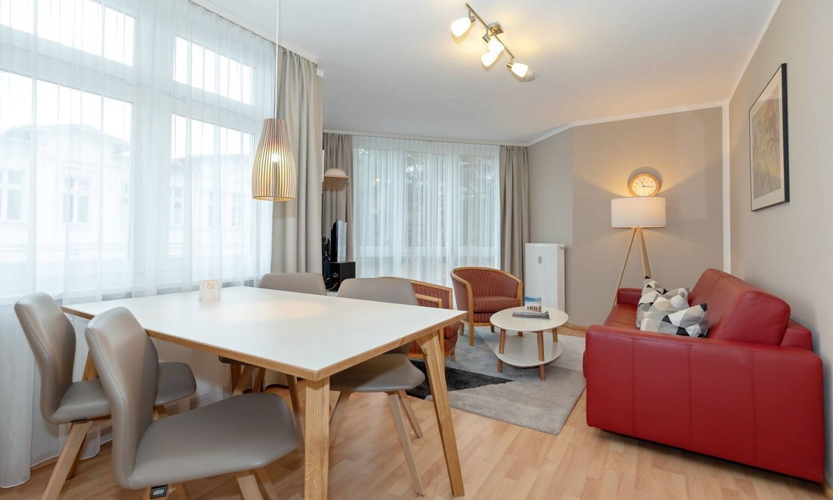 Ahlbeck Apartment | Vacation apartment including underground parking and seasonal beach chair - only 100 m to the Baltic Sea!