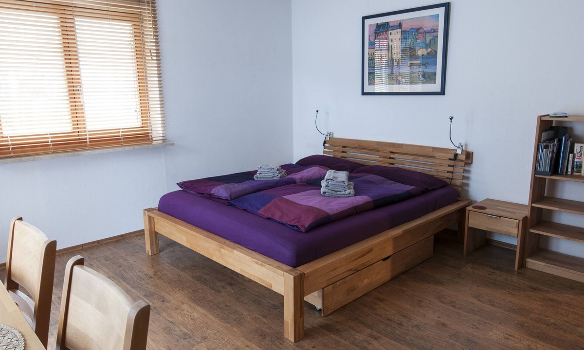 Unterwoessen Apartment | Vacation apartment 65 m², 1 living/bedroom, 1 children's bedroom, kitchen, balcony