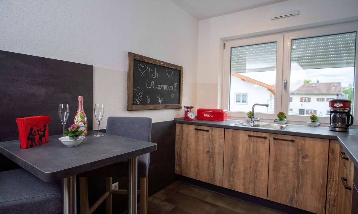 Feldwies Apartment | Vacation apartment FühlDichWohl, 91sqm, 2 sep. Bedroom, balcony