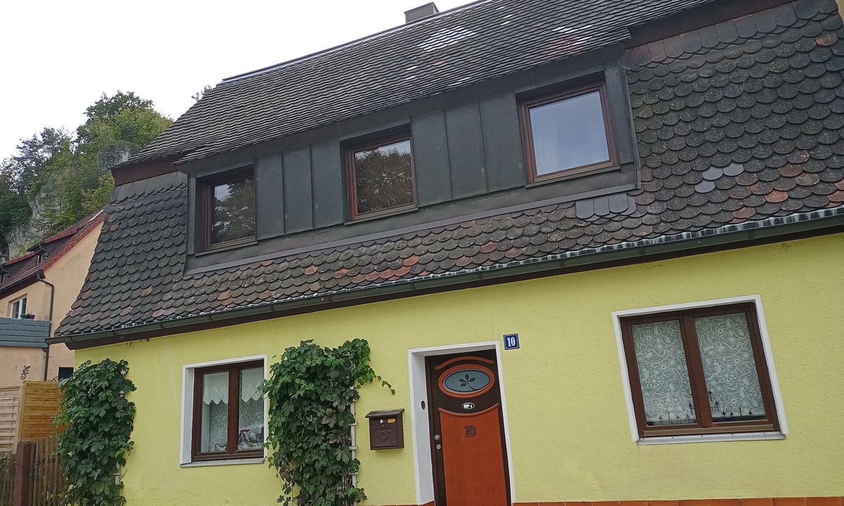 Goessweinstein House | Vacation home at the monastery garden. (127 qm)Gößweinstein with garden and balcony, parking lot