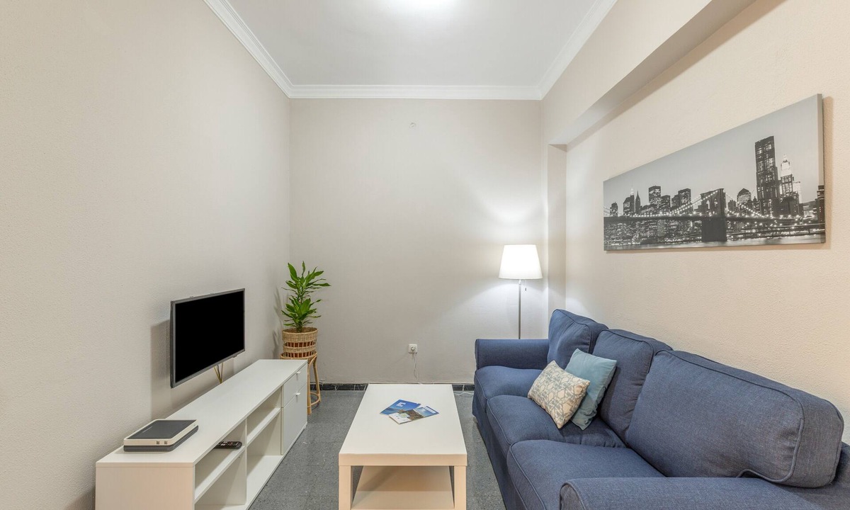 Galdar House | Vacation Home 'Gáldar-centro' with Private Terrace, Balcony, and Wi-Fi