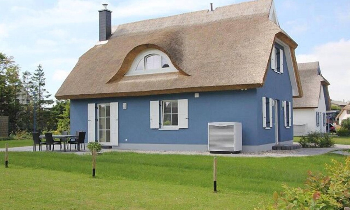 Ummanz House | VACATION HOME ON RUEGEN - DIRECTLY IN FRONT OF THE ISLAND OF UMMANZ