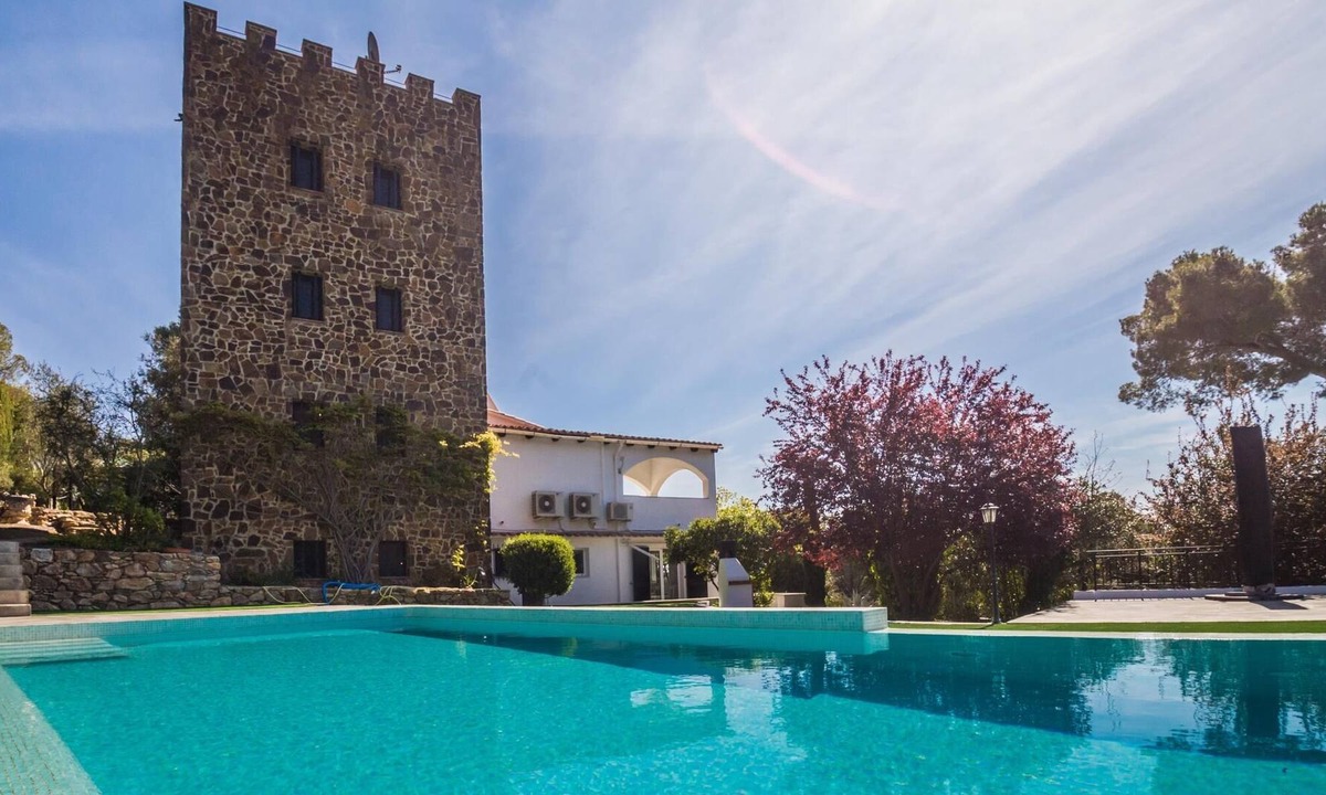 Vall-Llobrega Villa | Villa Celeste, spacious house surrounded by nature and with private pool