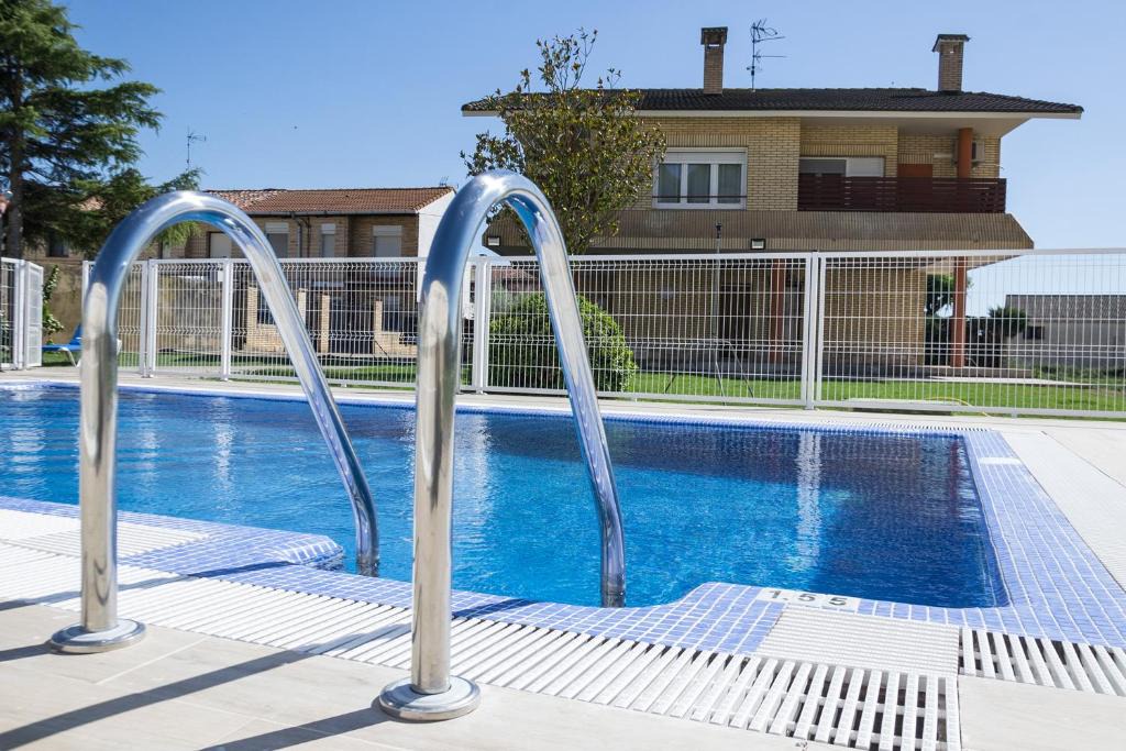 Valtierra House | Villa Oasis de Bardenas & Piscina